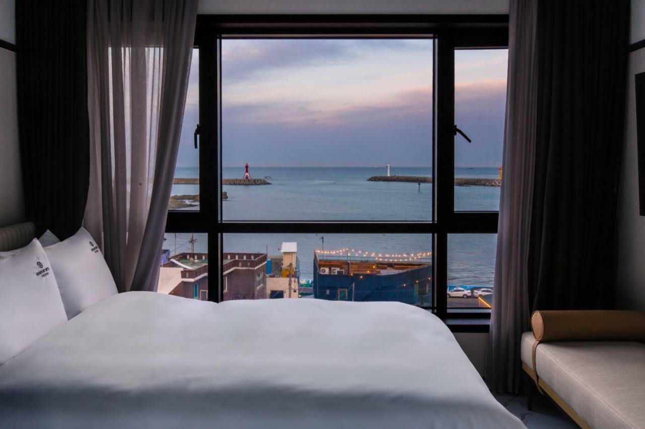 Brown Dot Gijang Yeonhwari Hotel Busan Exterior photo