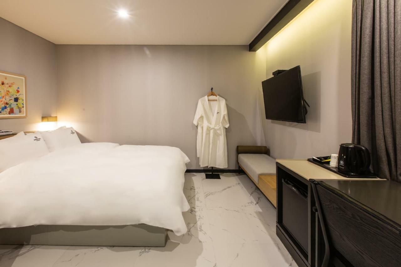 Brown Dot Gijang Yeonhwari Hotel Busan Exterior photo